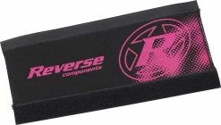 Reverse Components Reverse - Protège Base Arrière Néoprène Avec Logo -Promos Vtt Électriques Boutique 7447 1 3840x2160