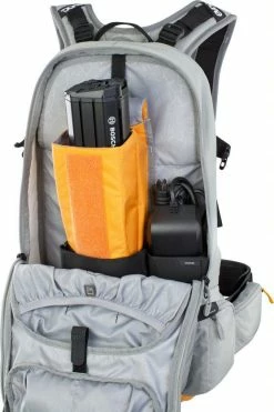 Evoc - Sac à Dos FR Enduro E-Ride 16 -Promos Vtt Électriques Boutique evoc fr enduro e ride 16 2 3840x2160