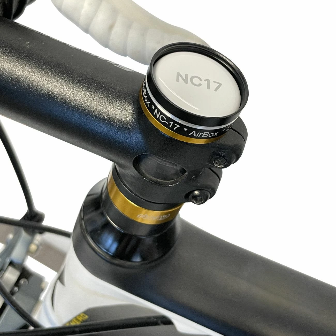NC-17 - Connect AirBox - Support Vélo Pour Apple Airtag 1 NC-17 - Connect AirBox - Support Vélo Pour Apple Airtag