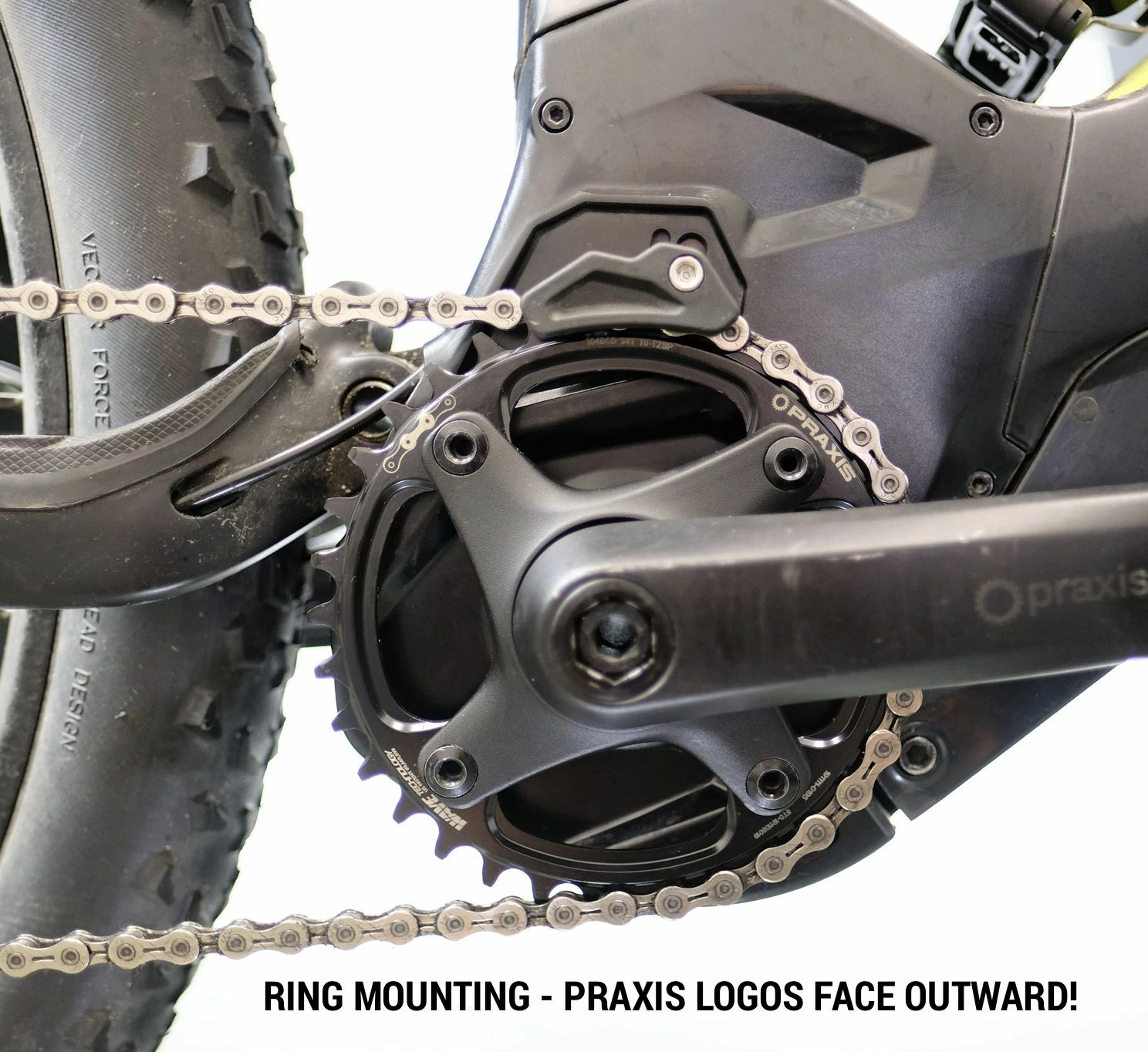 Praxis Works - Plateau VTT DM - Technologie Wave™ 104 Mm 1 Praxis Works - Plateau VTT DM - Technologie Wave™ 104 Mm