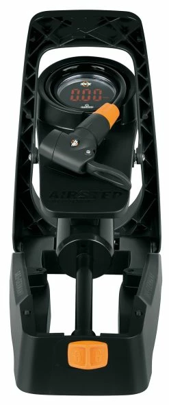 SKS - Pompe à Pied Airstep Digi Pour Vélo électrique 9 SKS - Pompe à Pied Airstep Digi Pour Vélo électrique -Promos Vtt Électriques Boutique sks pompe a pied airstep digi detail 3 3840x2160