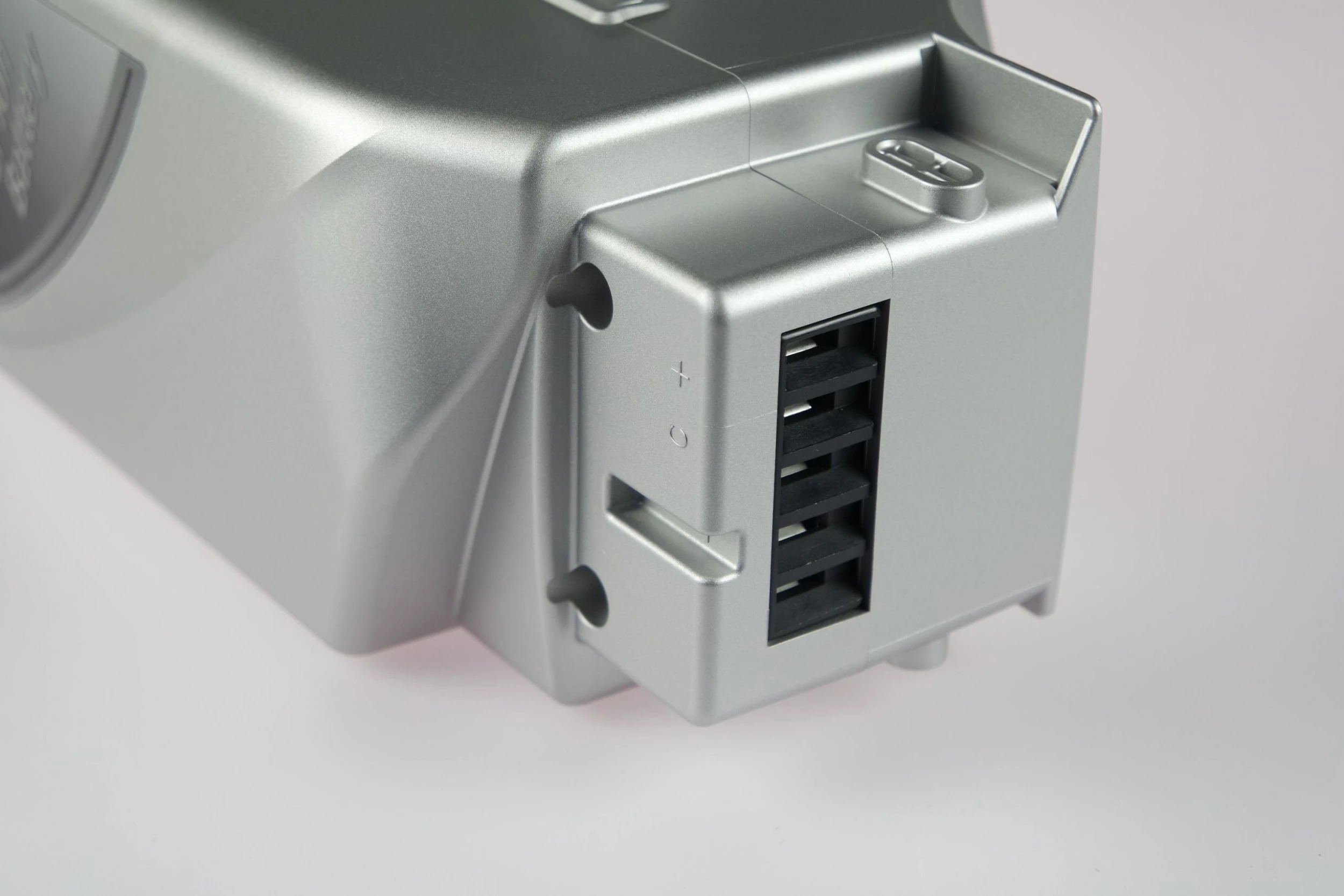 Panasonic - Batterie 16 Ah / 26 Volt 2 Panasonic - Batterie 16 Ah / 26 Volt – Image 2